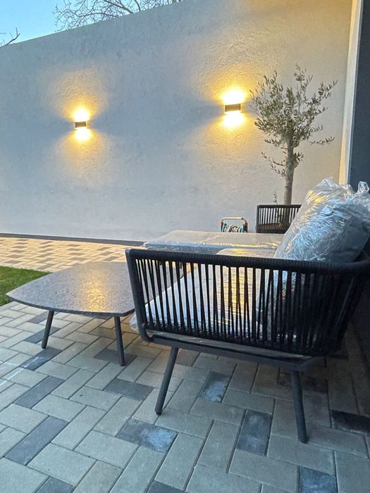 URGENT - Set terasă colțar + masă *ideal pentru gradina sau balcon*
