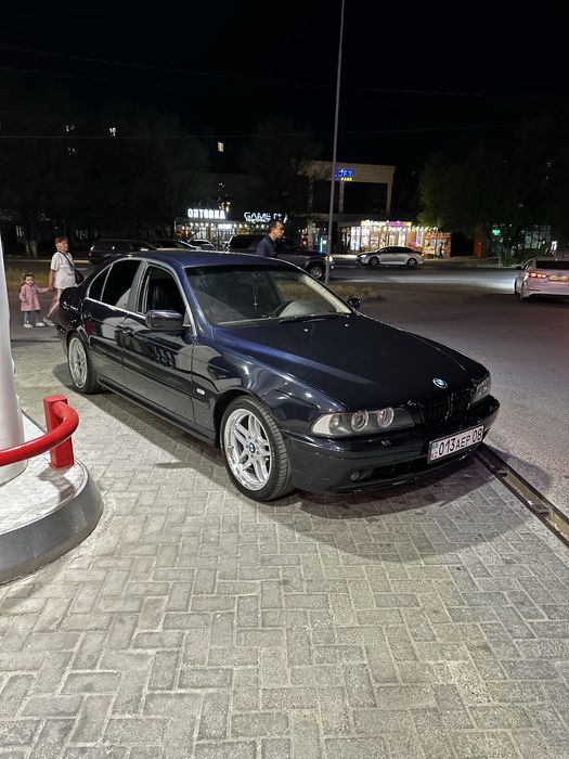 BMW 528 i кузов е39 седан японец