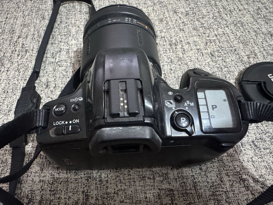 Minolta Dynax 500si Tamron AF 28-200mm