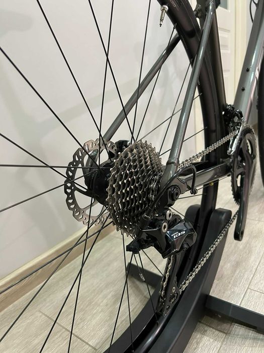 Шоссейный велосипед Giant Contend SL1