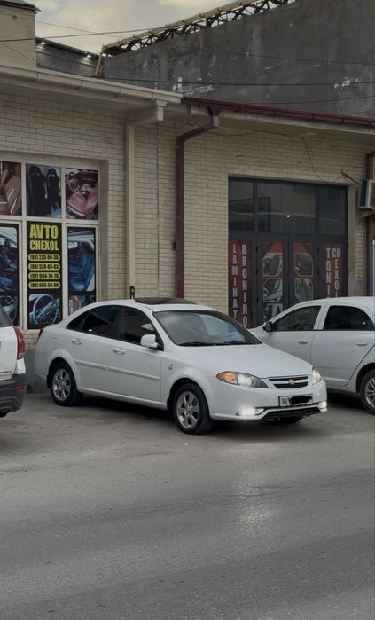 Shvrolet jentra 2022,2023 rodnoy