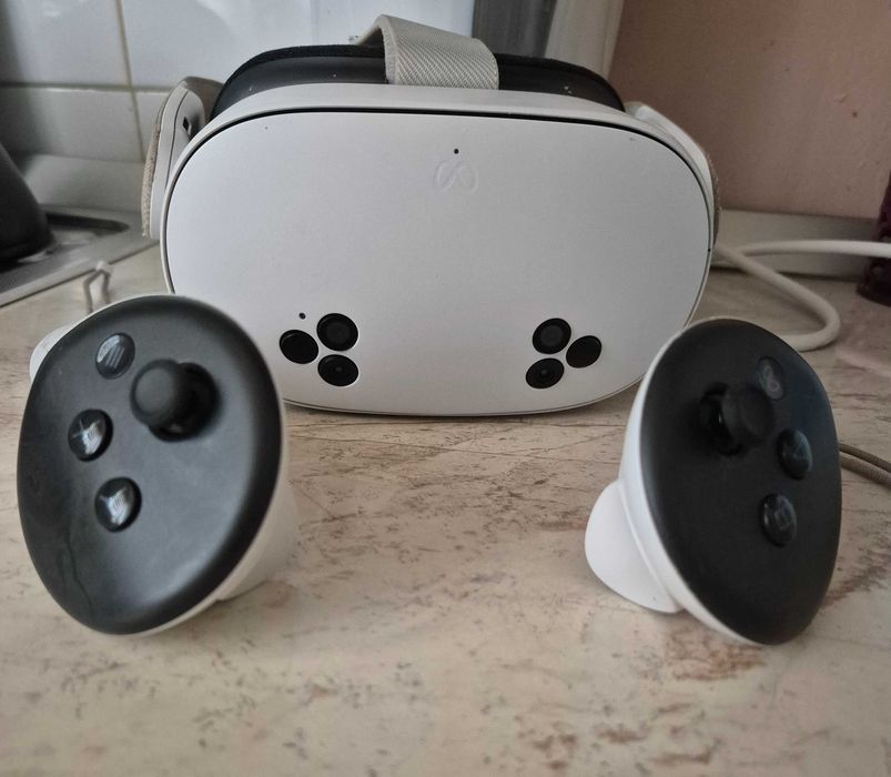 Ochelari vr în stare bună