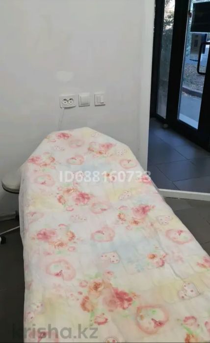 15 000 кушетка и  помощник