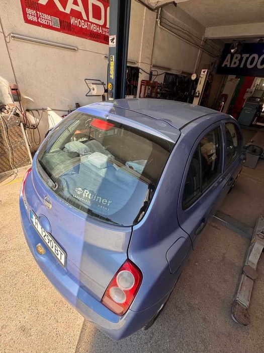 Продавам Nissan Micra