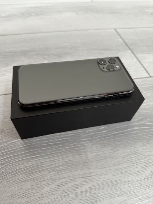 Продам AIPHONE 11 pro