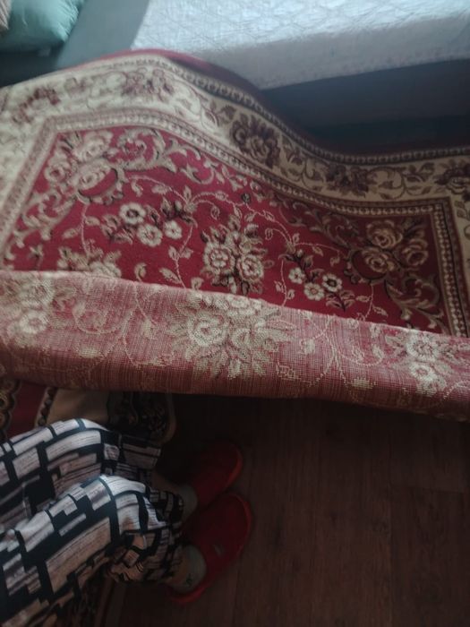 Продаётся ковёр недорого