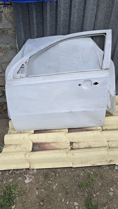 Двери на Равон R3