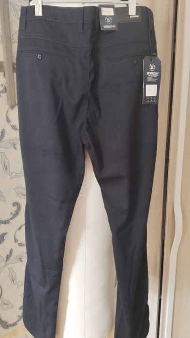 Продам брюки мужские