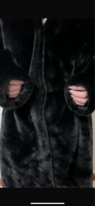 Шуба черная новая
