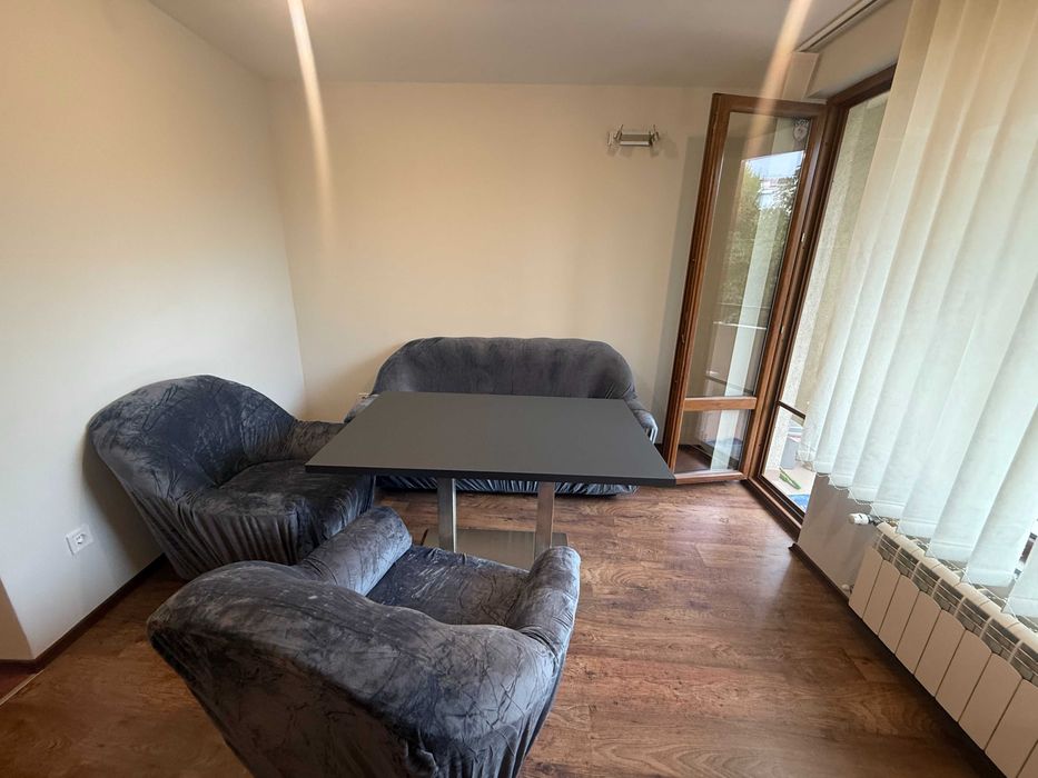 Дава се под наем Двустаен апартамент в София, Студентски град - 65 кв.м за 537 € - Снимка #1