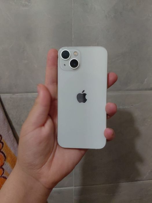 Продам айфон 13 на 128 гб