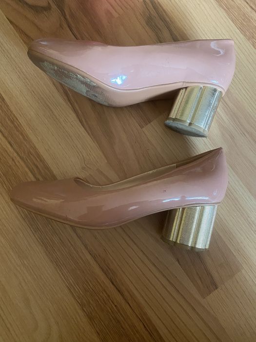 Pantofi dama noi