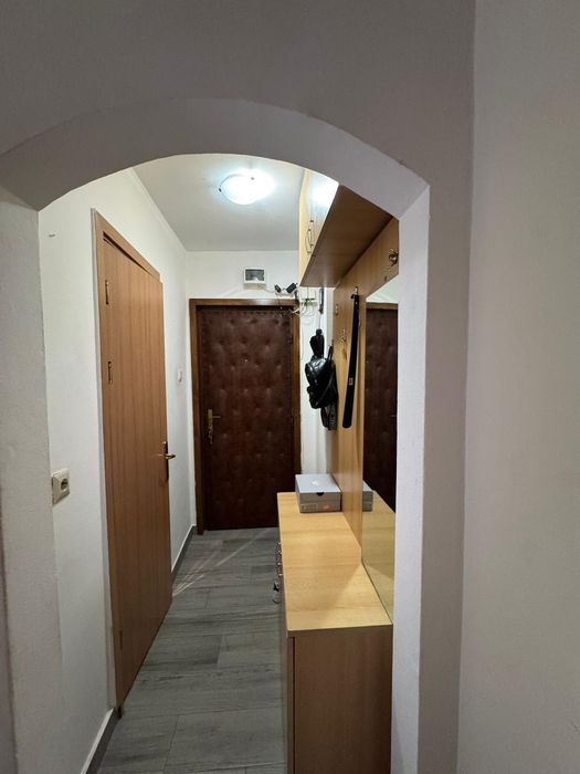 Proprietar închiriez apartament 2 camere in Zona Sagului