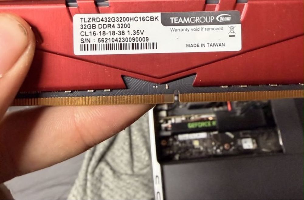 Vand/Schimb PC Gaming cu Laptop Gaming