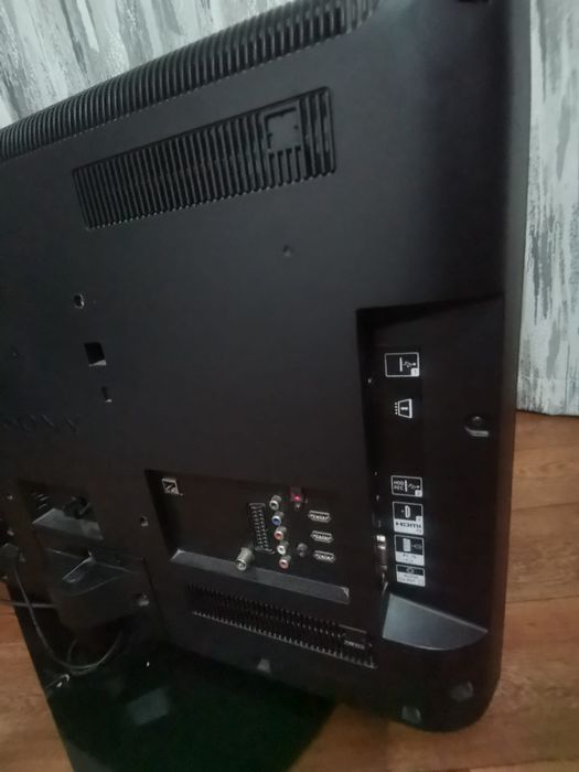 Продам телевизор