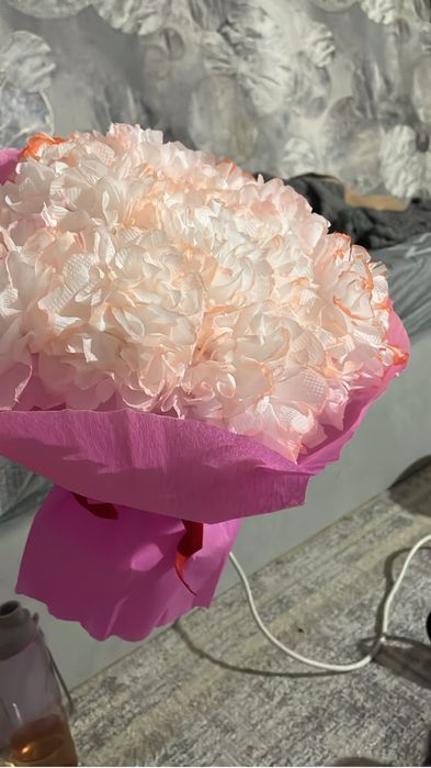 Бумажные, искуственные цветы