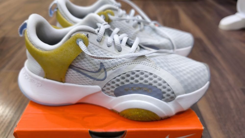 Маратонки Nike Zoom 35,5 размер