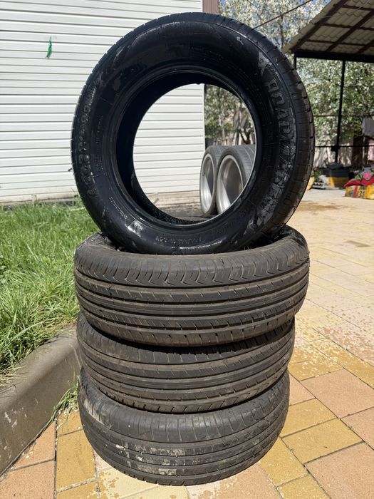 Продам летнию резину