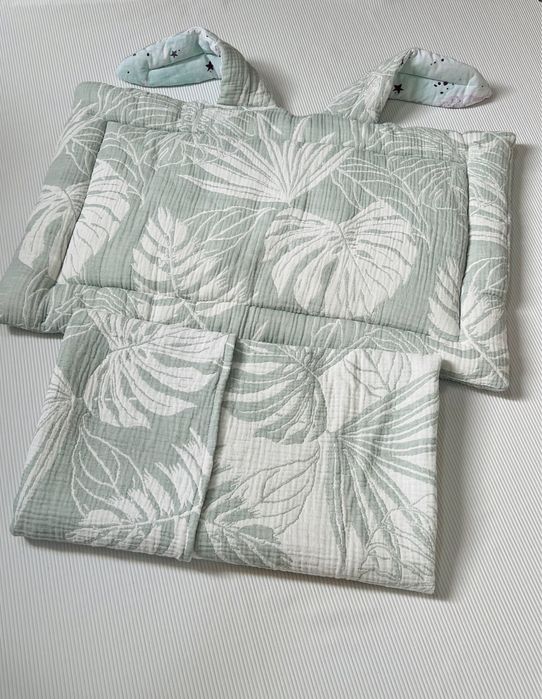 Муслиновый комплект для самых маленьких. В подарок плоская подушка