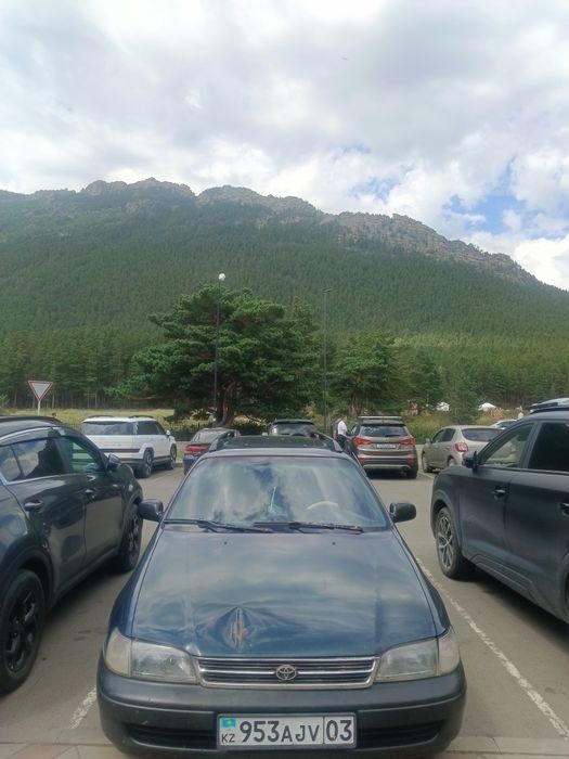 Тайота Карина  Е