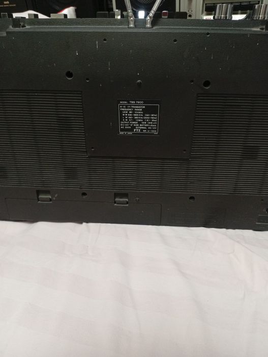 Radio caset MultiTech  7900  Auto reverse