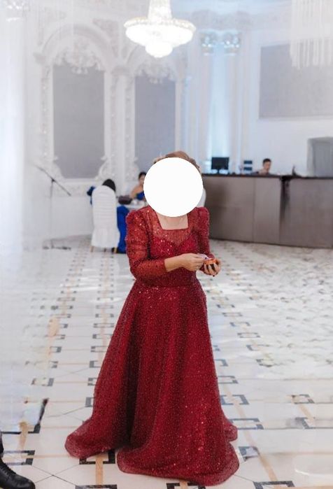 Вечерное Шикарное  платье.