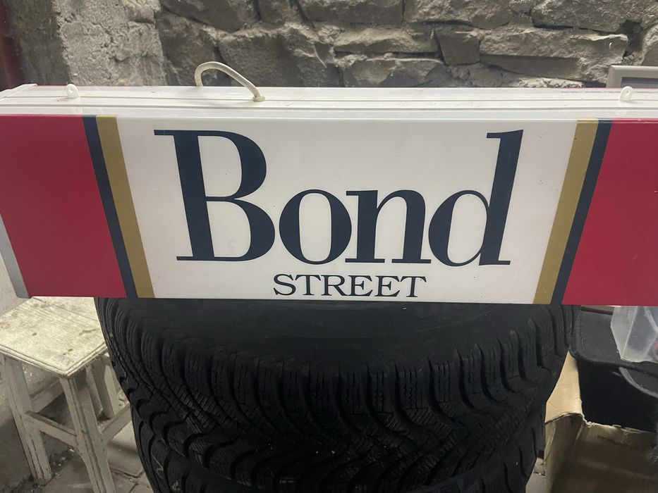 Obiecte de colectie - firma ext Marlboro, firma int Bond ceas Marlboro