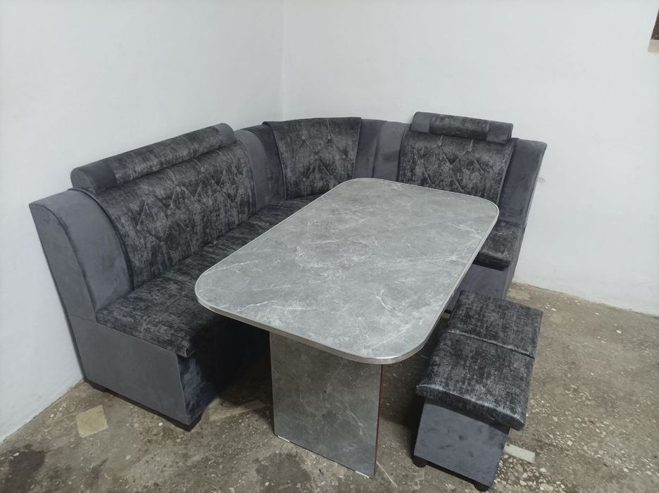 Кухня Угалок +стол+пуфиг оптимга