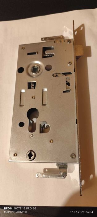 Нова Брава за входна врата ,  Подходящa за метална врата