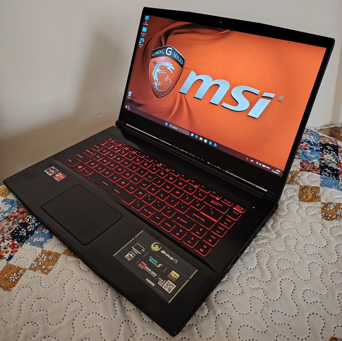 Много бърз геймърски лаптоп MSI Bravo 15, Ryzen 5, RAM 16 GB SSD 512 GB