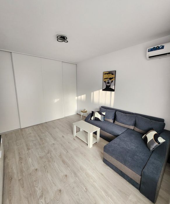 Închiriez apartament 2 camere decomandat, în Dobroesti