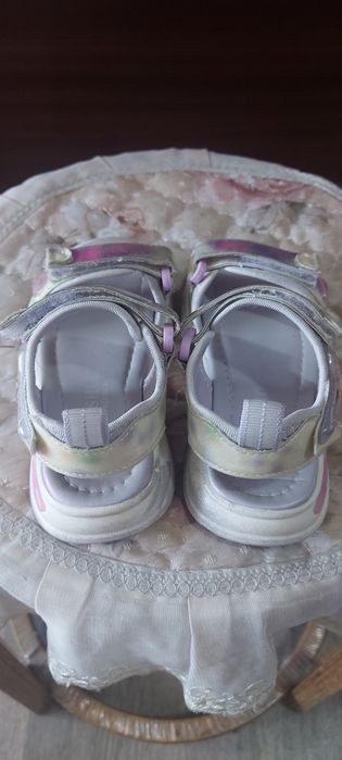 Обувь детская все по 500