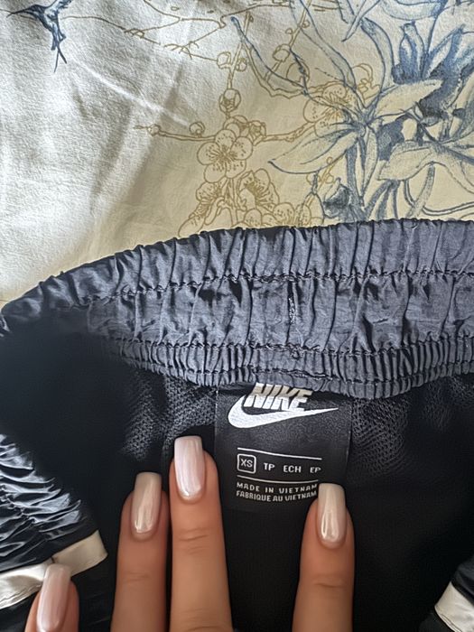 Nike черни спортни къси панталонки