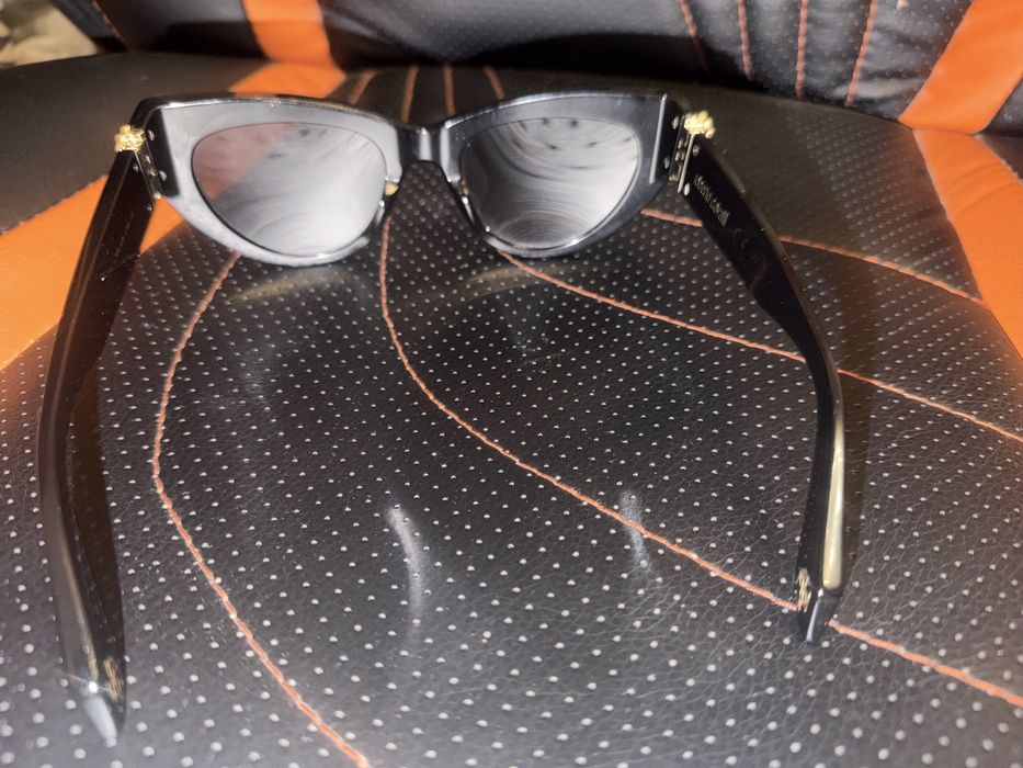 Оригинални слънчеви очила roberto cavalli