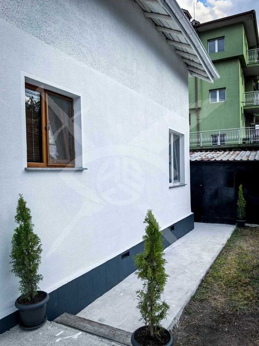 Дава се под наем Етаж от къща в София, Модерно предградие - 70 кв.м за 750 € - Снимка #8