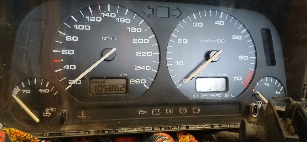 Гольф 3 ,венто щитки приборовл