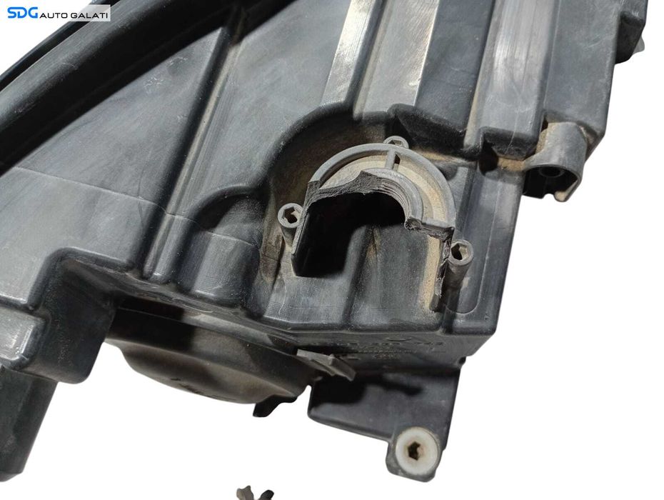 Far Stanga EUROPA FARA Lupa Volkswagen Touran 1T3 2010 - 2015 Cod 1T1941005G (Ureche Lipsa) [LC0851]