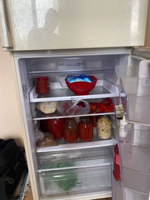 Продам холодильник