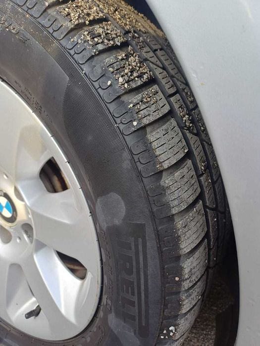 BMW 523 Автомобиль