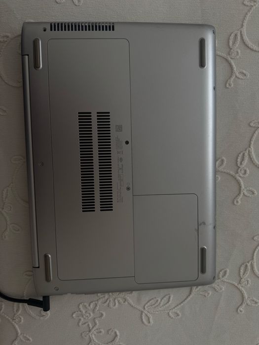 Notebook hp core 3 zaryadkalari bilan