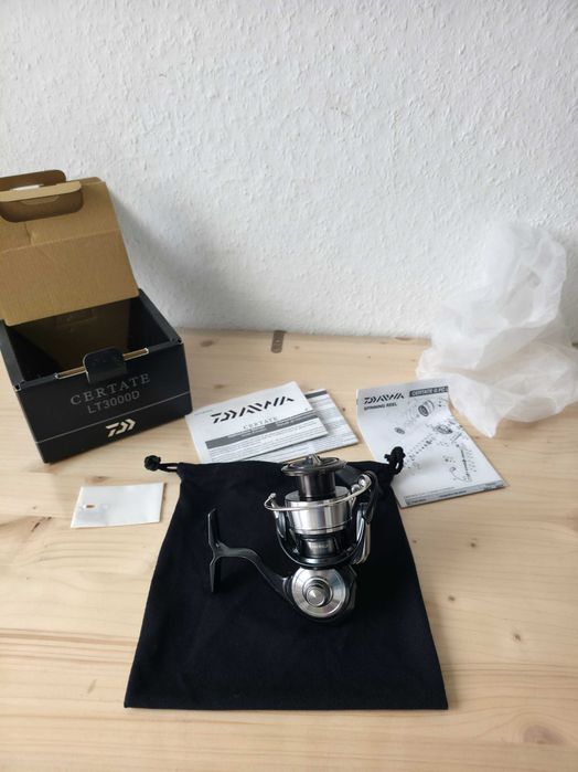 Daiwa Exist , Luvias , Certate
