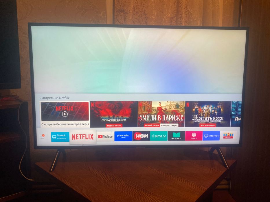 Телевизор samsung