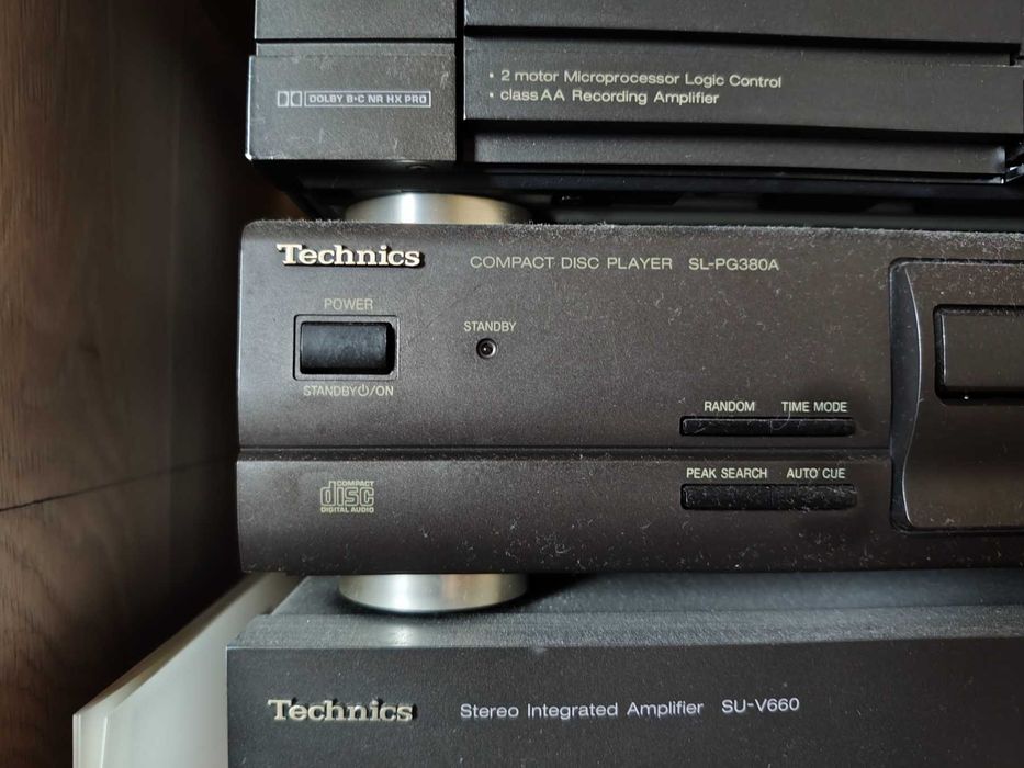 Technics Аудио Усилвател, Дек и Сиди Плейър