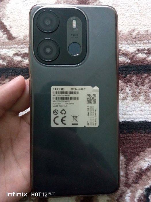 TECNO SPARK srochno sotiladi