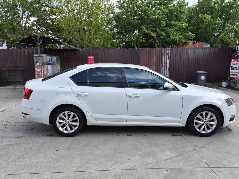 Skoda octavia !!