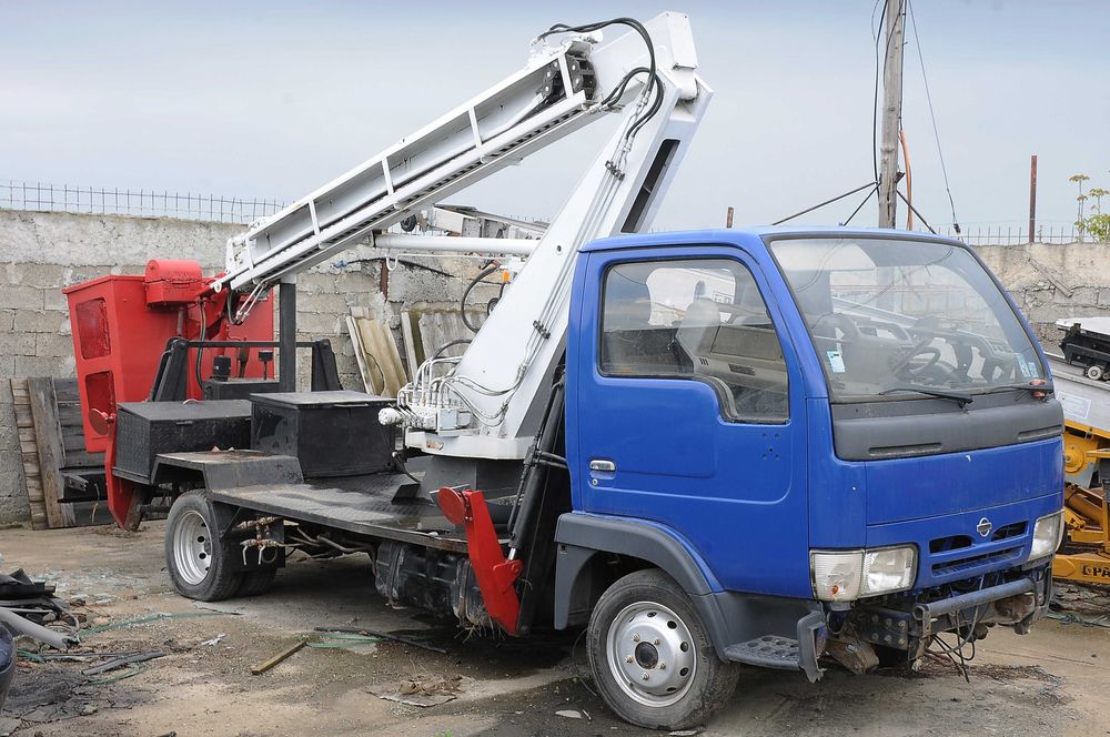 Autospeciala Nacela PRB Nissan Cabstar E 120.35 2003 3.0dCi 120 CP E3, brat Altius 14 cat. B, inmatriculat ofer fiscal