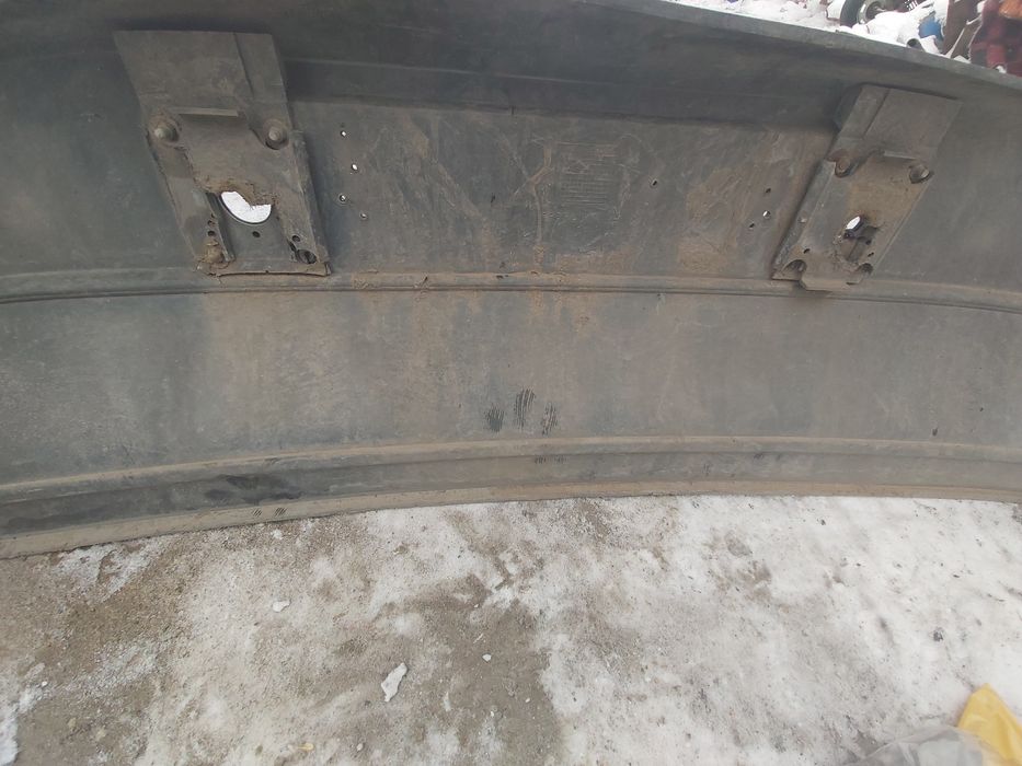 Бампер передний.