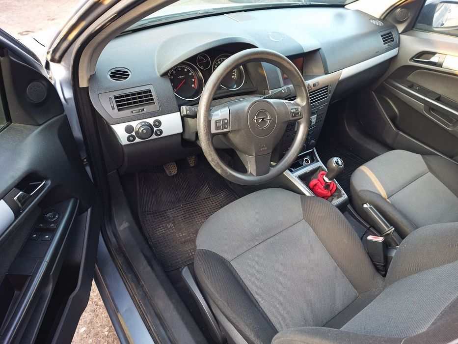 Opel Astra h 2006