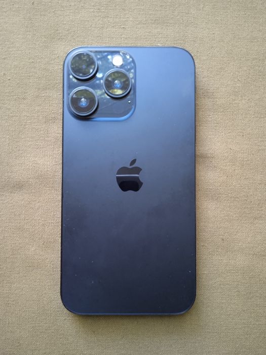 iPhone xr 15 корпусе 256 GB