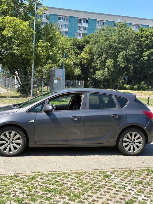Vand Opel Astra J 1.7 CDTI 2010